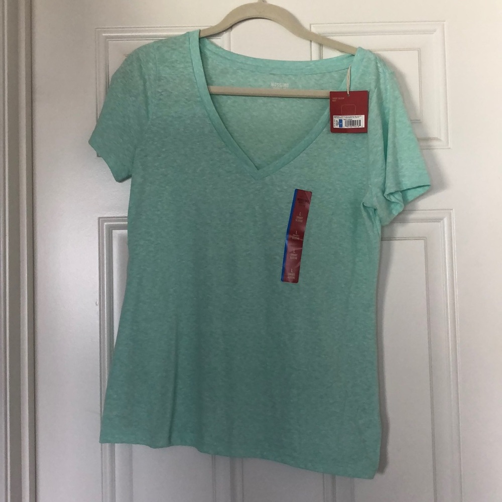 Short sleeve v-neck tee